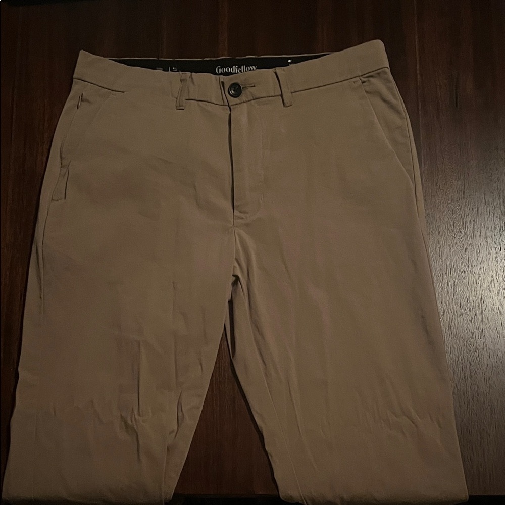 Goodfellow & Co Men’s Tan Chino Pants Size 32x34
